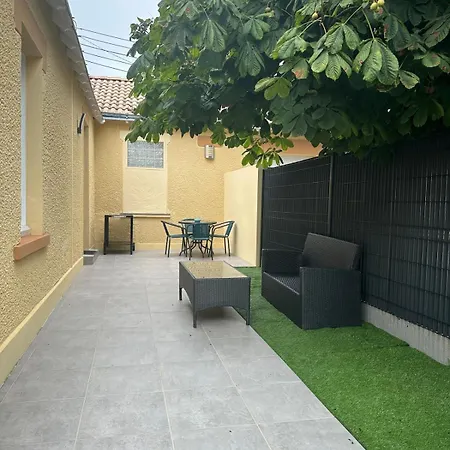 A L'ombre Du Marronnier بيت للعطل *