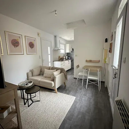 A L'ombre Du Marronnier بيت للعطل *